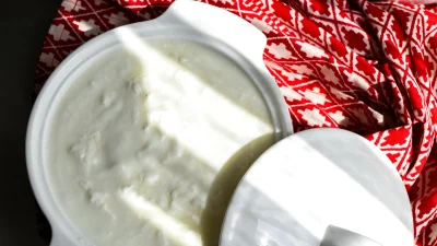 Manfaat Yogurt Bagi Penderita Asam Lambung Paling Ampuh dan Aman