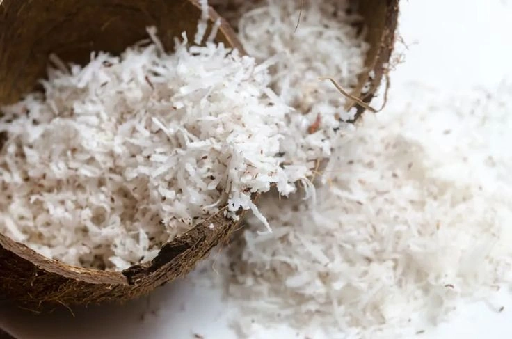 Makan Parutan Kelapa Bikin Kremian? Cek Faktanya Di Sini!