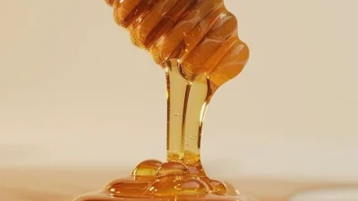 Sariawan? Yuk, Bongkar Efektivitas Madu Sebagai Obat Alami!